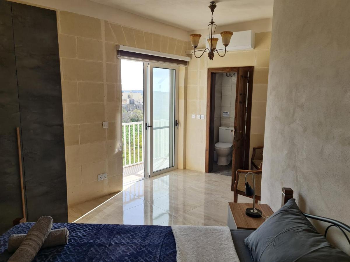 Отель Splendid House Victoria Gozo Экстерьер фото