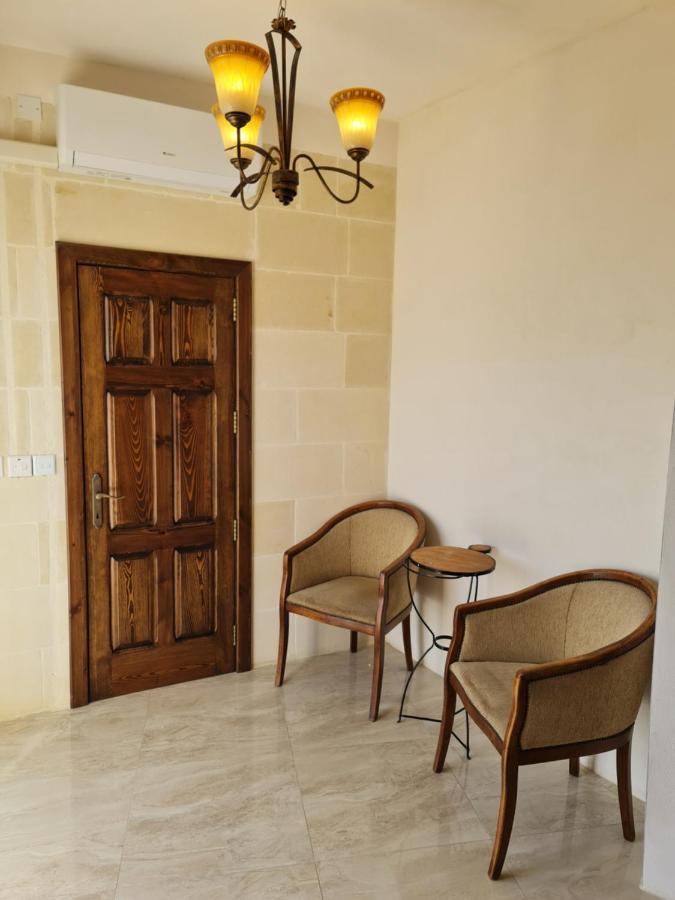 Отель Splendid House Victoria Gozo Экстерьер фото