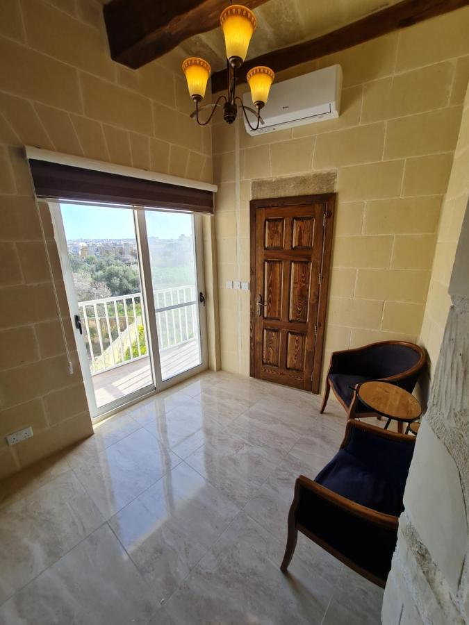 Отель Splendid House Victoria Gozo Экстерьер фото